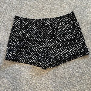 Alice + Olivia geometric dotted cuffed short - 6